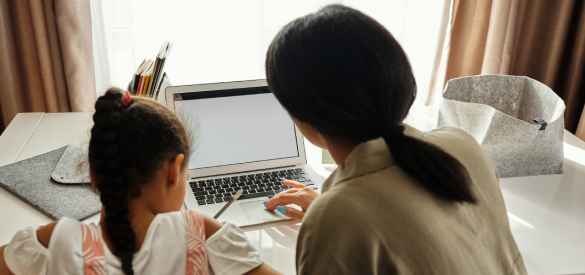 Online Eğitim Ebeveynleri Yordu