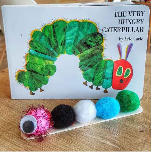 The Very Hungry Caterpillar (Aç Tırtıl)